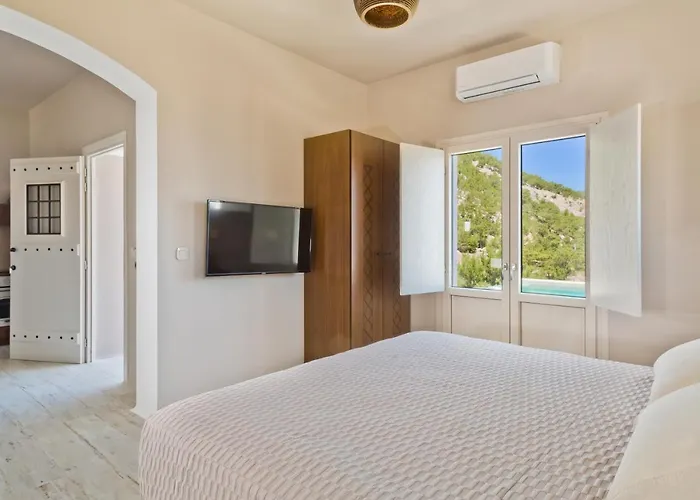 Lux View Suites
